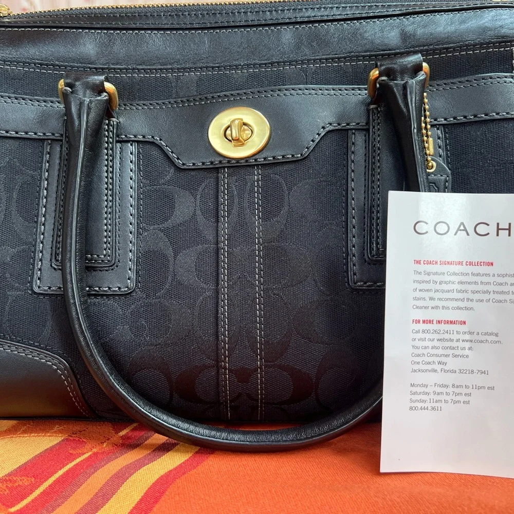 Coach satchel - Picture 2 of 16